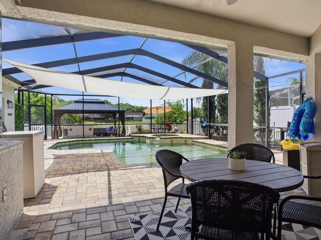 6320 NIKKI LANE, Tampa, FL 33625
