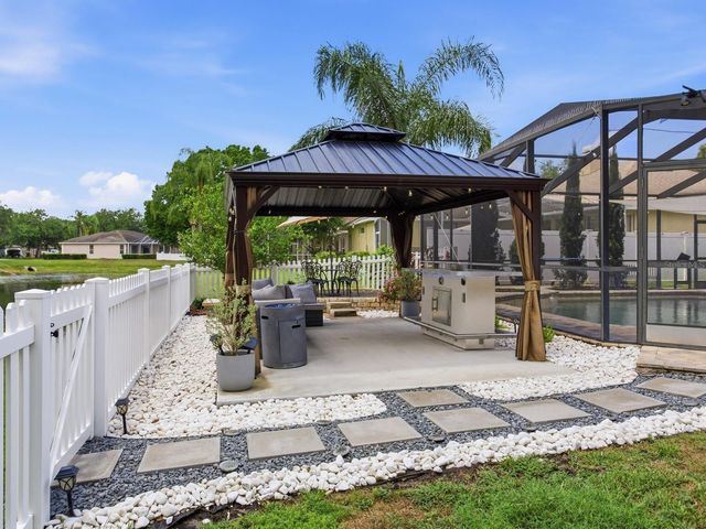 6320 NIKKI LANE, Tampa, FL 33625
