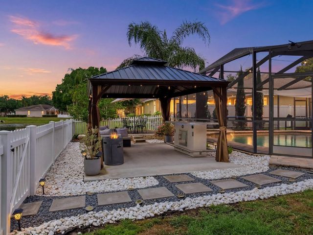 6320 NIKKI LANE, Tampa, FL 33625