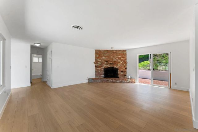 909 Donnan Place, Vista, CA 92084