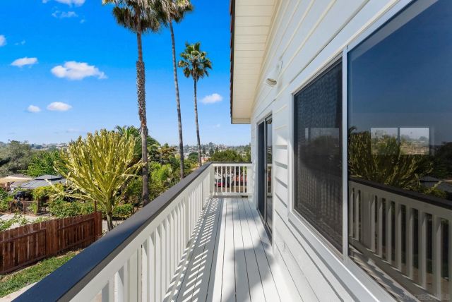 909 Donnan Place, Vista, CA 92084