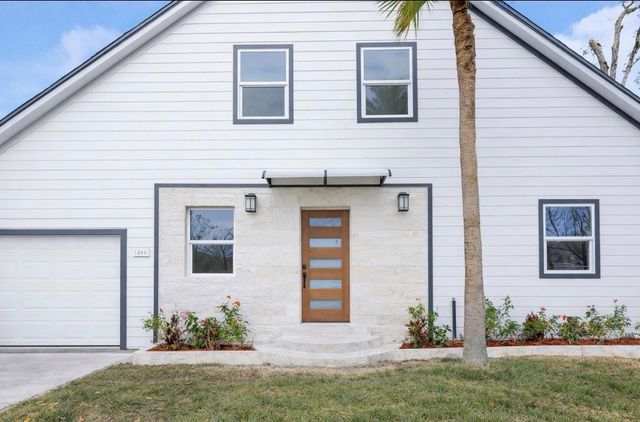 2410 E Bayshore Drive, Dickinson, TX 77539