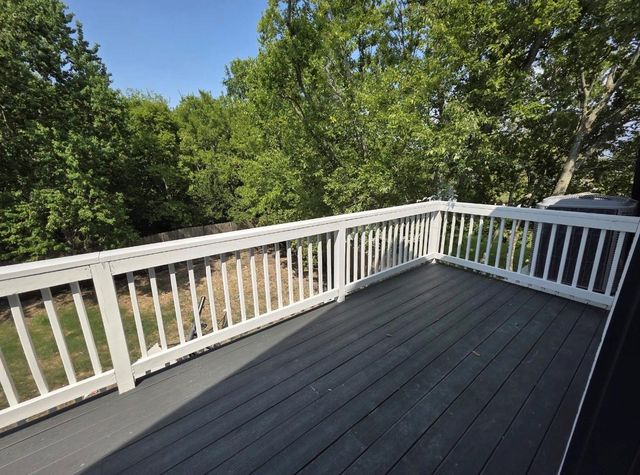 2410 E Bayshore Drive, Dickinson, TX 77539