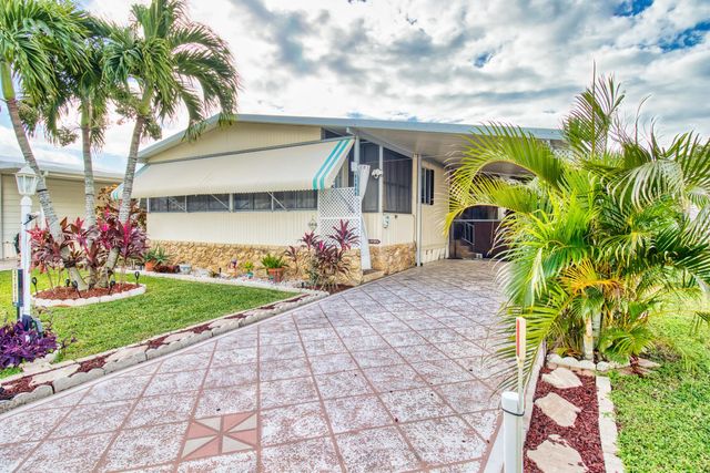 51010 Galina Bay, Boynton Beach, FL 33436