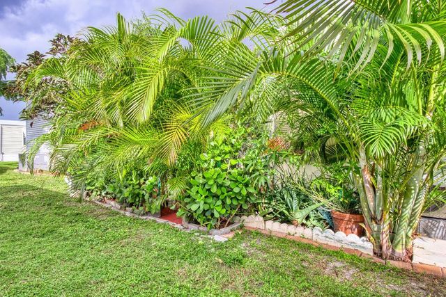 51010 Galina Bay, Boynton Beach, FL 33436