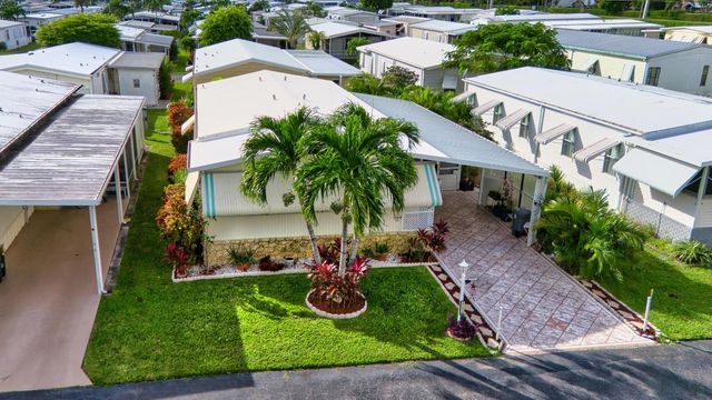 51010 Galina Bay, Boynton Beach, FL 33436