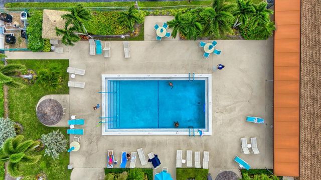 51010 Galina Bay, Boynton Beach, FL 33436