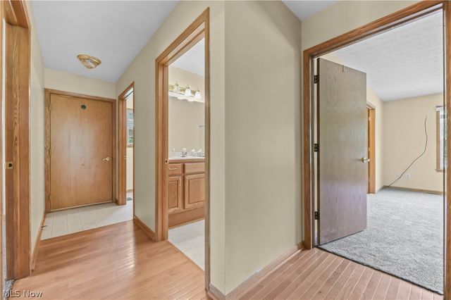 1701 Woods Road, Akron, OH 44306