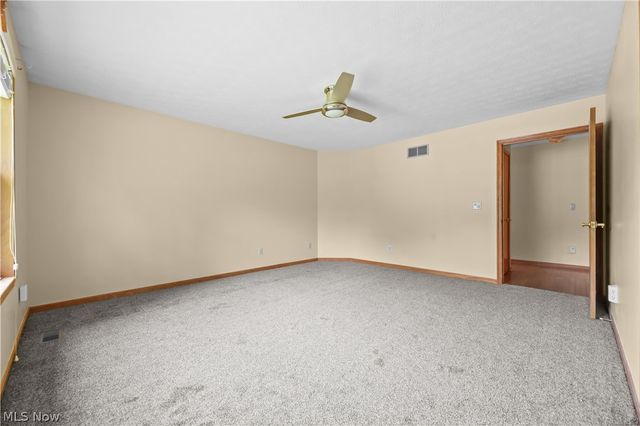 1701 Woods Road, Akron, OH 44306