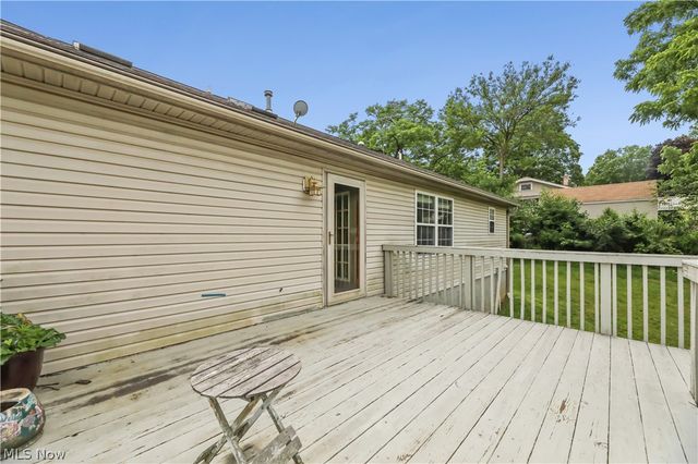 1701 Woods Road, Akron, OH 44306