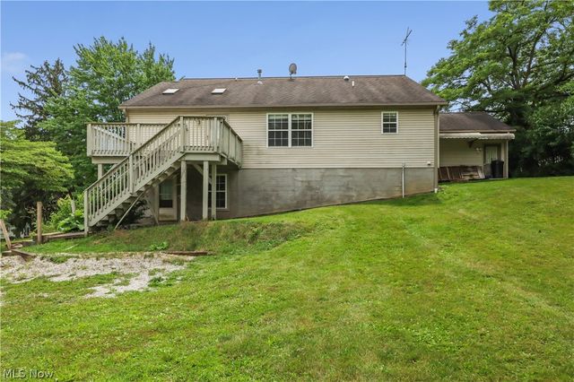 1701 Woods Road, Akron, OH 44306