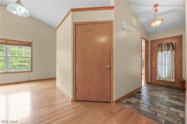 1701 Woods Road, Akron, OH 44306