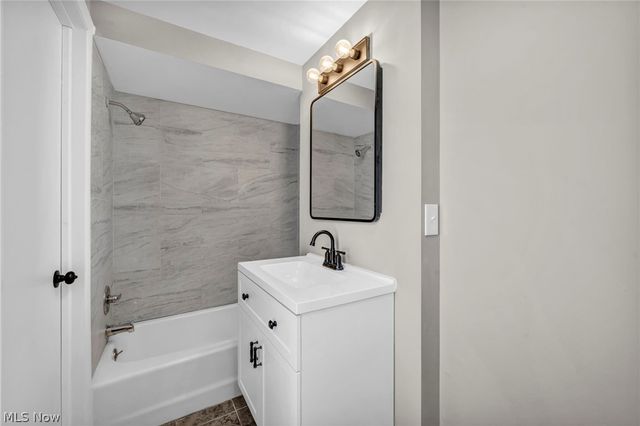 257 E 270th Street, Euclid, OH 44132