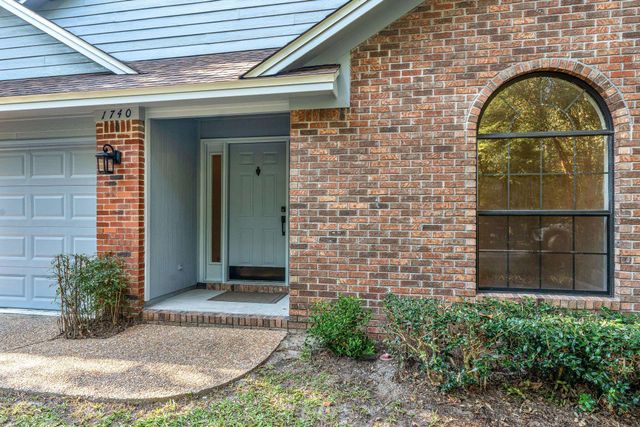 1740 BROOKSIDE Boulevard, Tallahassee, FL 32301