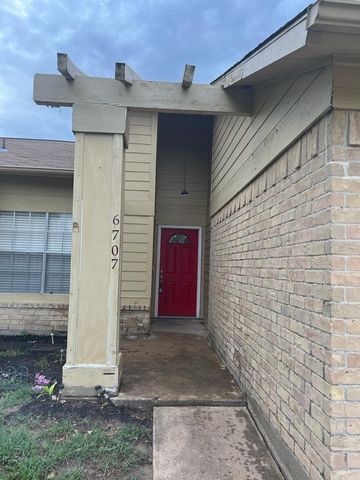 6707 Loch Bruceray Drive, Houston, TX 77084
