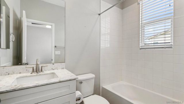 1103 Plumeria Way, Oceanside, CA 92054