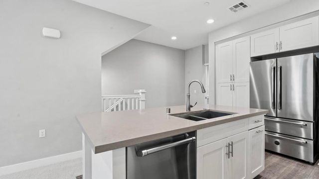 1103 Plumeria Way, Oceanside, CA 92054