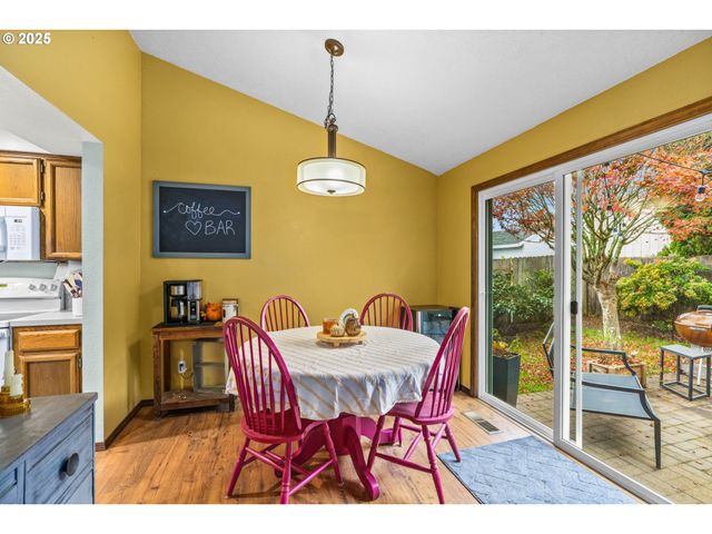 5441 S MOHAWK Ct, Salem, OR 97306