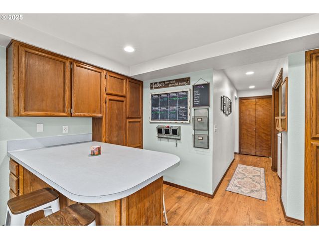 5441 S MOHAWK Ct, Salem, OR 97306