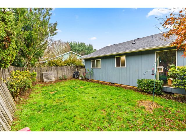 5441 S MOHAWK Ct, Salem, OR 97306