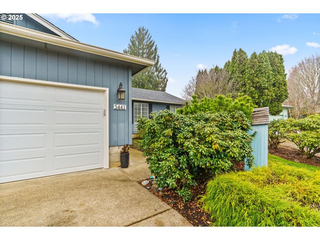 5441 S MOHAWK Ct, Salem, OR 97306