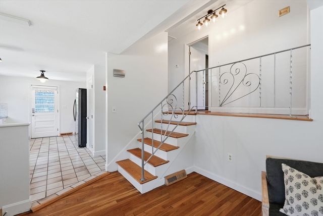 8 Bossi Ave, Randolph, MA 02368