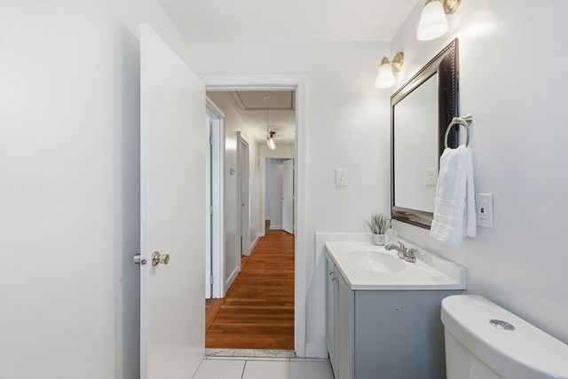 8 Bossi Ave, Randolph, MA 02368