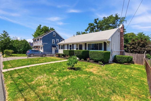8 Bossi Ave, Randolph, MA 02368
