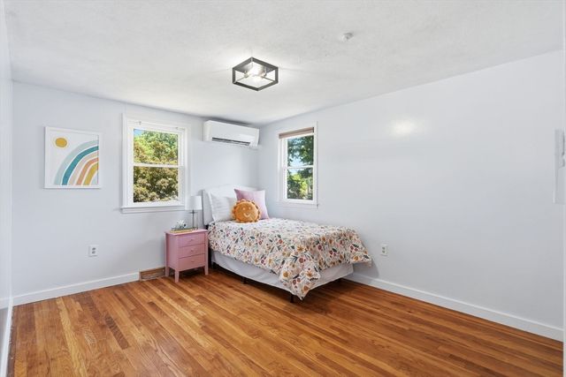 8 Bossi Ave, Randolph, MA 02368