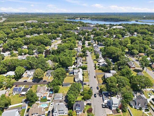 8 Bossi Ave, Randolph, MA 02368