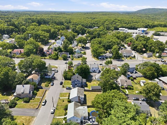 8 Bossi Ave, Randolph, MA 02368