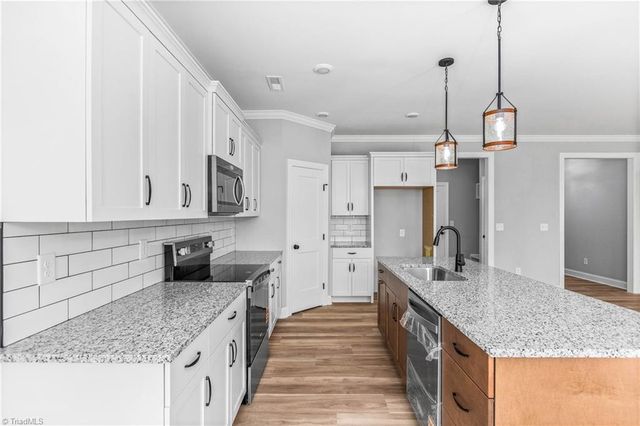 105 Hickory Street, Yadkinville, NC 27055