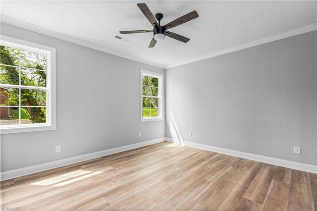 105 Hickory Street, Yadkinville, NC 27055