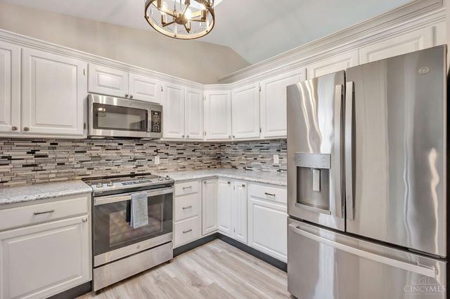 3873 Buck Ridge Drive, Okeana, OH 45053