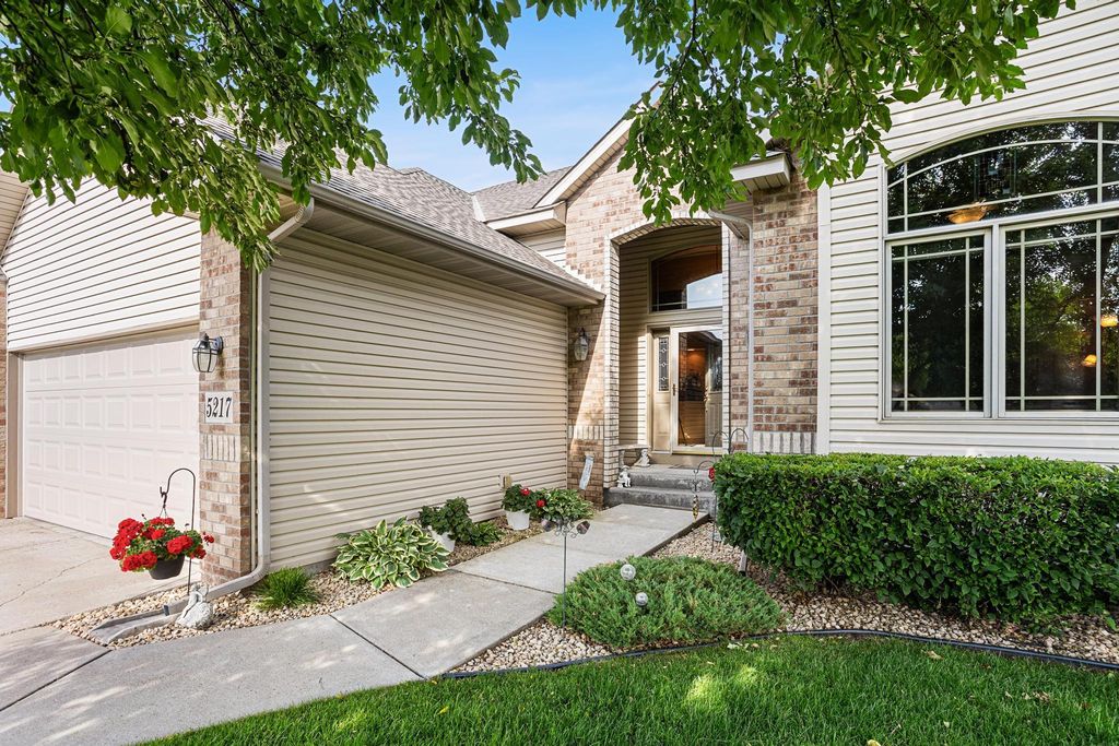 5217 107th Avenue N, Brooklyn Park, MN 55443 — photo 2
