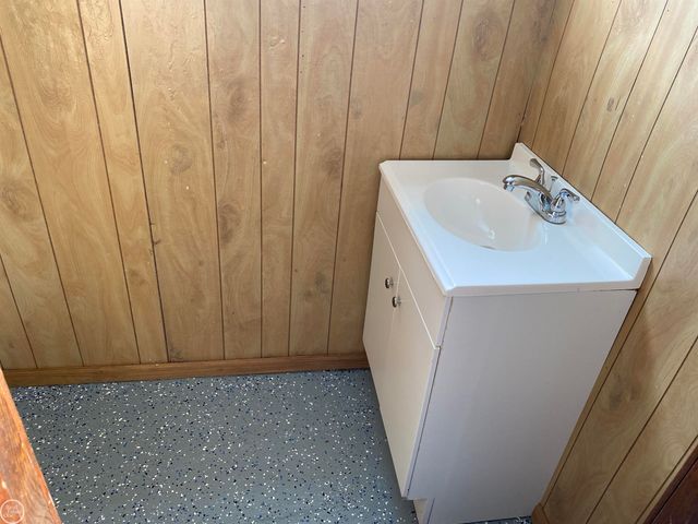 2023 23rd Street, Port Huron, MI 48060