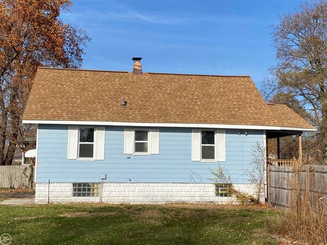2023 23rd Street, Port Huron, MI 48060