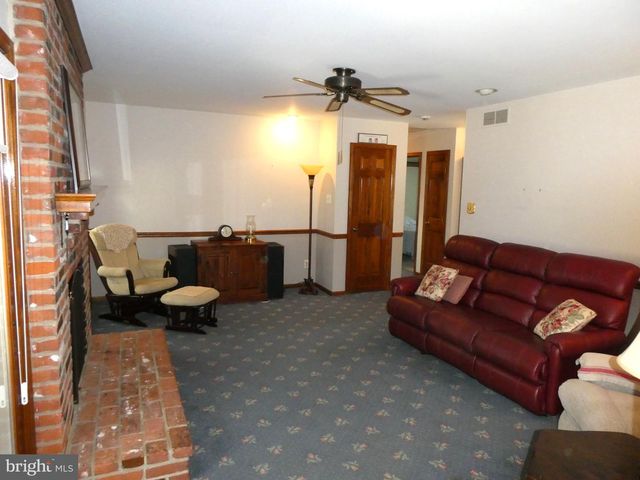 31 BRADDOCK AVE, Hammonton, NJ 08037