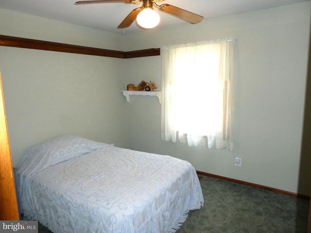 31 BRADDOCK AVE, Hammonton, NJ 08037