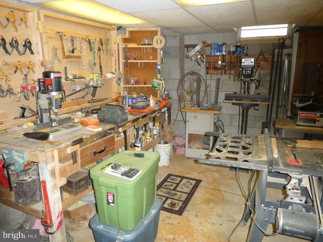 31 BRADDOCK AVE, Hammonton, NJ 08037