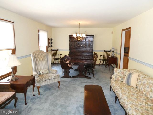 31 BRADDOCK AVE, Hammonton, NJ 08037