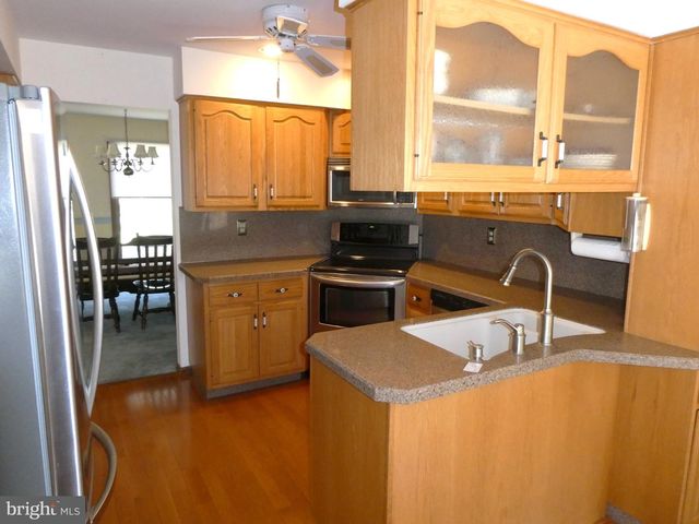 31 BRADDOCK AVE, Hammonton, NJ 08037