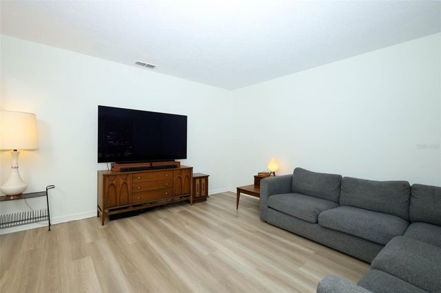 1032 BURLAND CIRCLE, Winter Garden, FL 34787