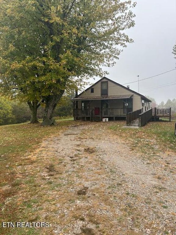 4551 Upper Crab Rd, Jamestown, TN 38556