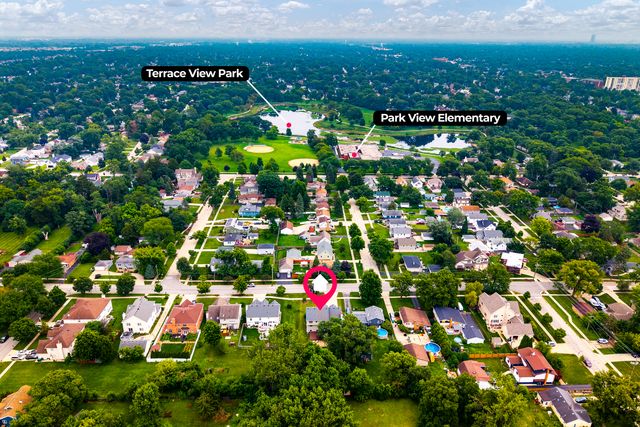 318 N West Road, Lombard, IL 60148