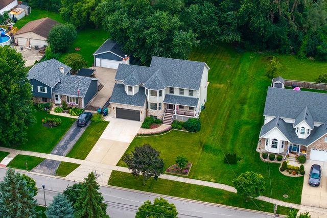 318 N West Road, Lombard, IL 60148