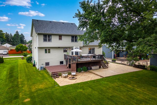 318 N West Road, Lombard, IL 60148