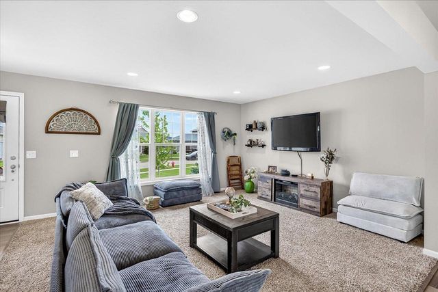876 Remington Way, Sun Prairie, WI 53590