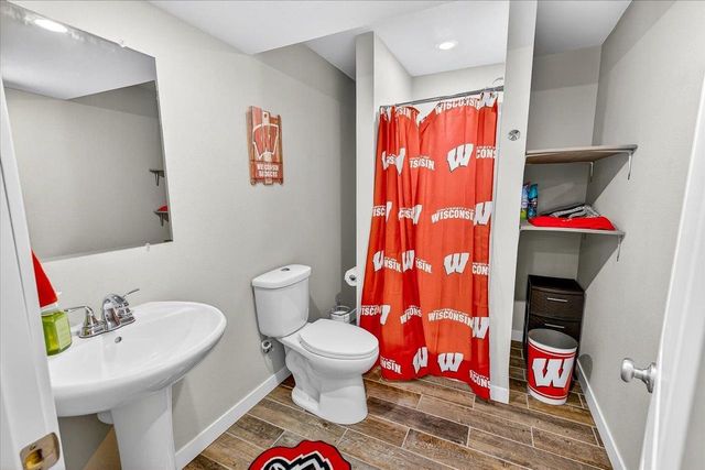 876 Remington Way, Sun Prairie, WI 53590
