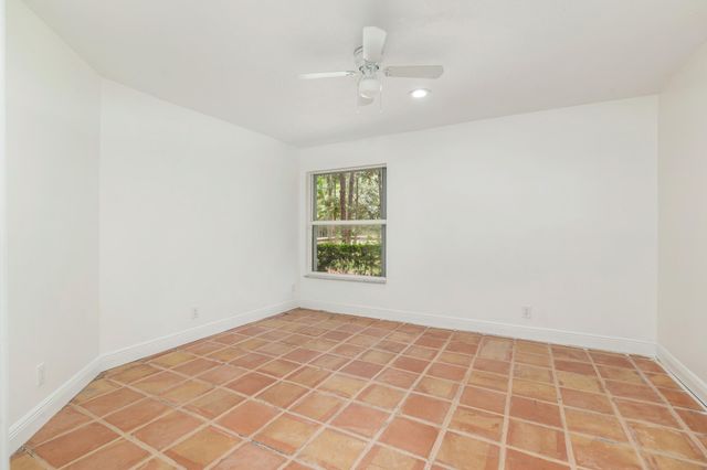 14024 Wind Flower Drive, Palm Beach Gardens, FL 33418